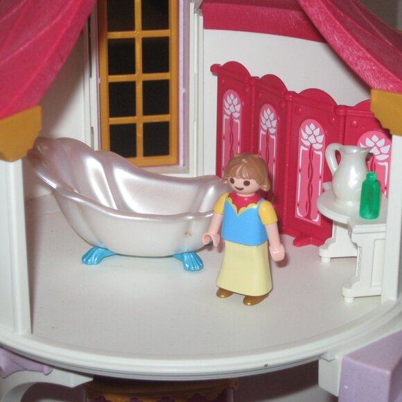 Playmobil 5142 Dream Fantasy Princess Castle - Large Playset Lot - Plus extras - Picture 10 of 16